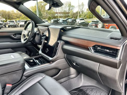 New 2026 GMC Yukon Denali w/ Denali Reserve Package AWD/4WD image 85