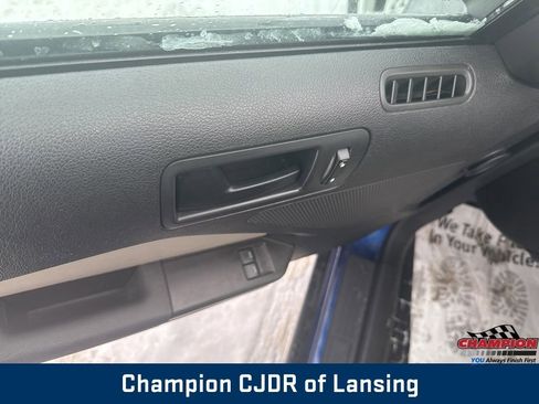 Used 2012 Ford Mustang Coupe image 17