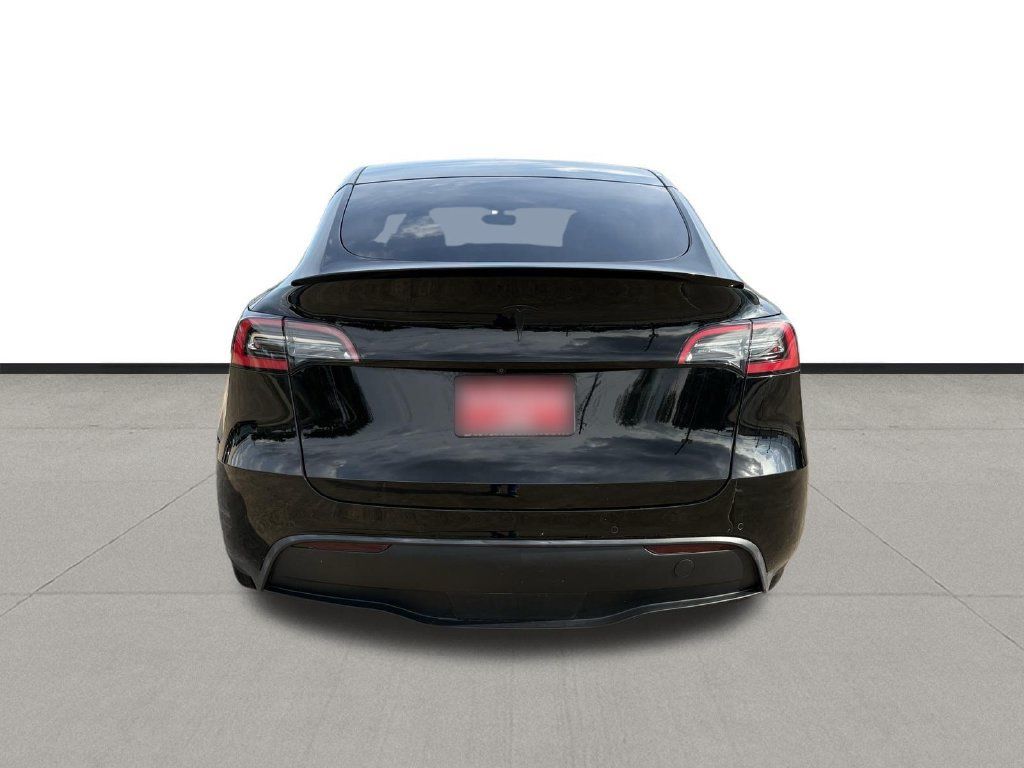 Used 2021 Tesla Model Y 2WD image 4