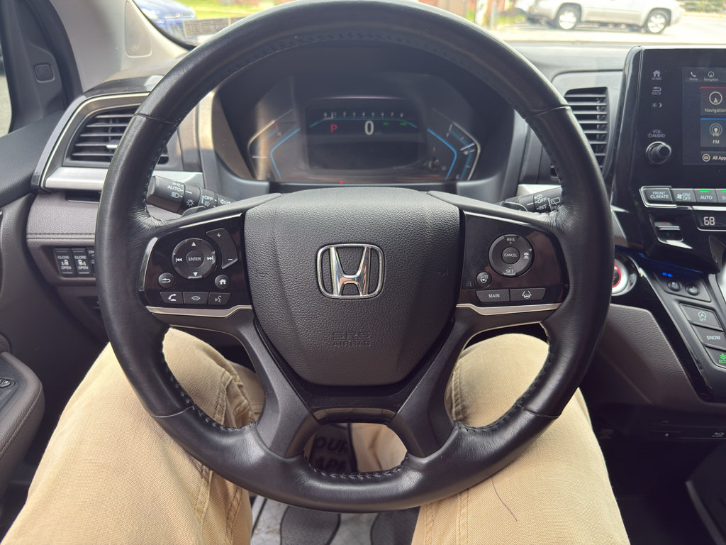 Used 2018 Honda Odyssey Elite image 12