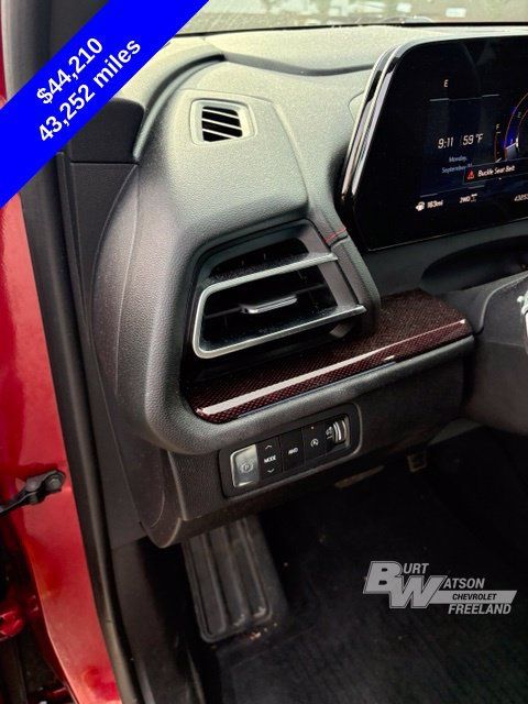 Used 2024 Chevrolet Traverse RS w/ LPO, Floor Liner Package AWD/4WD image 13