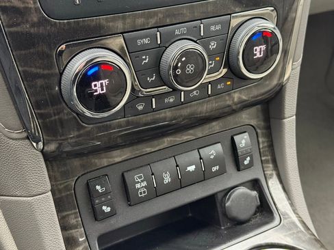Used 2014 Buick Enclave Leather w/ Trailering Provision Package image 15