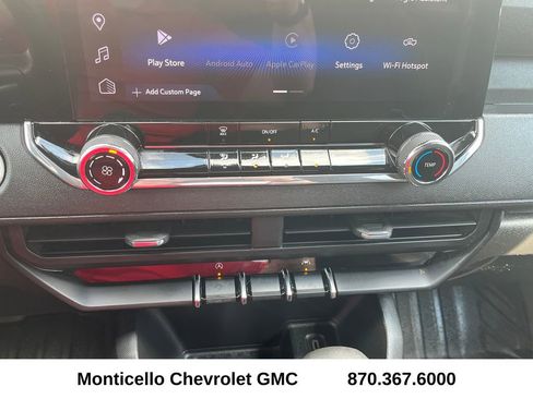 Used 2023 Chevrolet Colorado W/T image 18