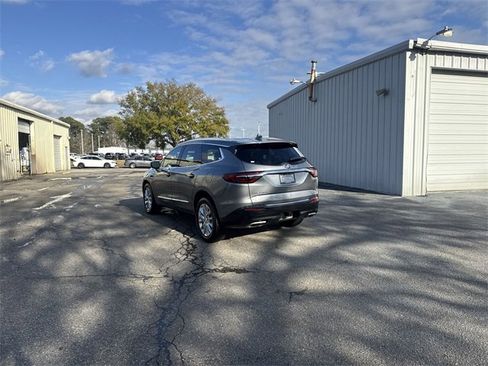 Used 2021 Buick Enclave Premium w/ Surround and Sites Package image 7