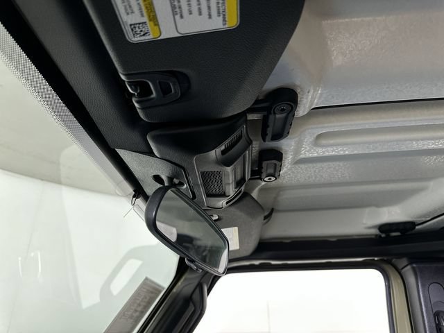Used 2025 Jeep Gladiator Sport AWD/4WD image 19