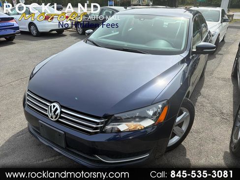 Used 2013 Volkswagen Passat 2.5 SE image 1