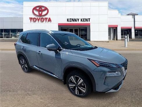 Used 2023 Nissan Rogue Platinum w/ Platinum Premium Package AWD/4WD image 1