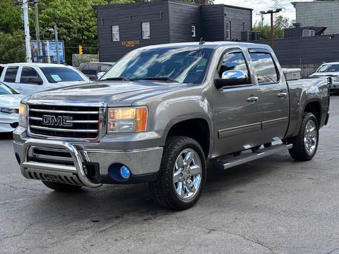 Used 2012 GMC Sierra 1500 SLE w/ Power Tech Package AWD/4WD image 4