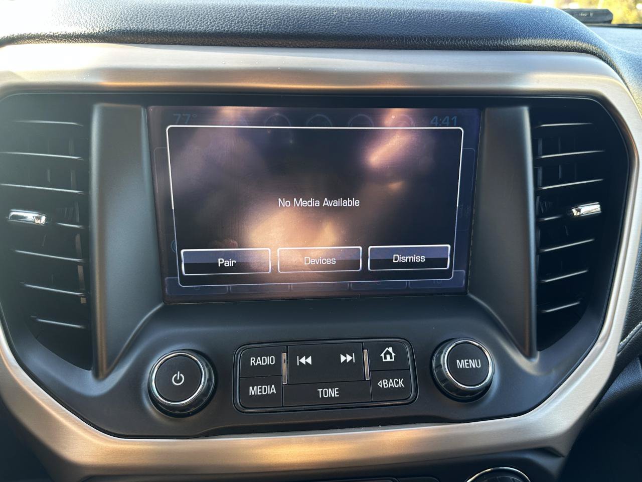 Used 2018 GMC Acadia Denali w/ Technology Package AWD/4WD image 83