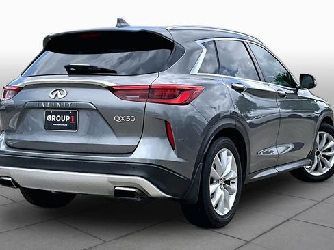 Used 2019 INFINITI QX50 Essential w/ Premium Heat Package image 11