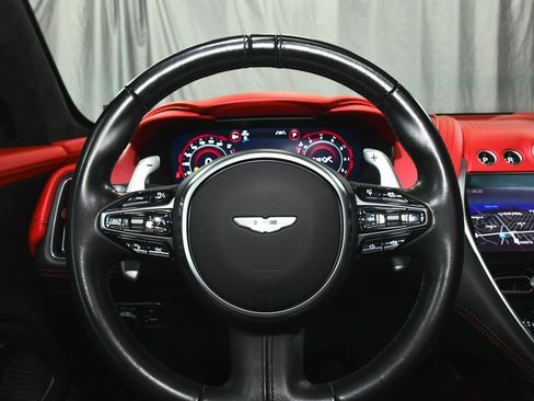 Used 2021 Aston Martin DBX Base image 38