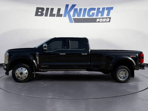 Used 2024 Ford F450 Limited w/ FX4 Off-Road Package image 2
