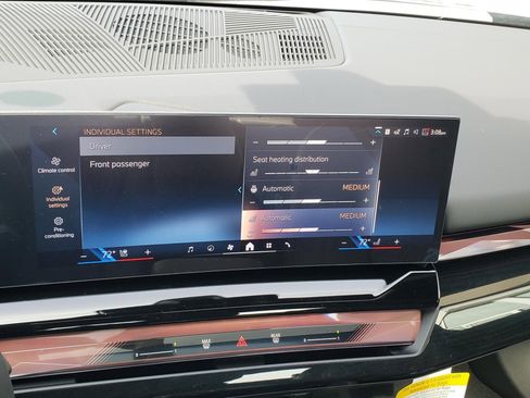 New 2026 BMW 540i xDrive w/ Premium Package image 25