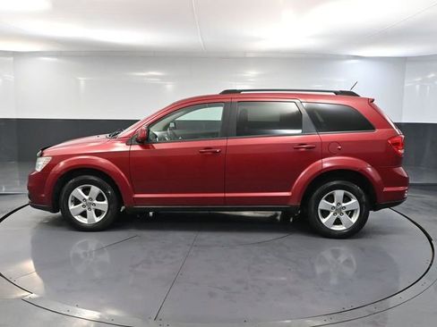 Used 2011 Dodge Journey Mainstreet w/ Safe & Sound Group image 9