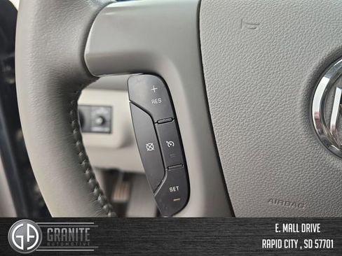 Used 2014 Buick Enclave Leather image 32