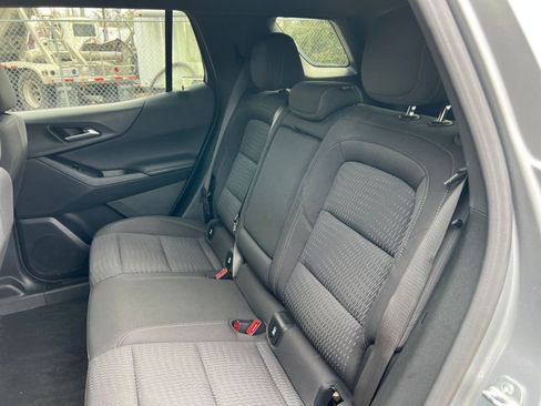 Used 2025 Chevrolet Equinox LT image 34