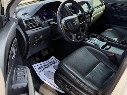 Used 2019 Honda Pilot Elite image 9