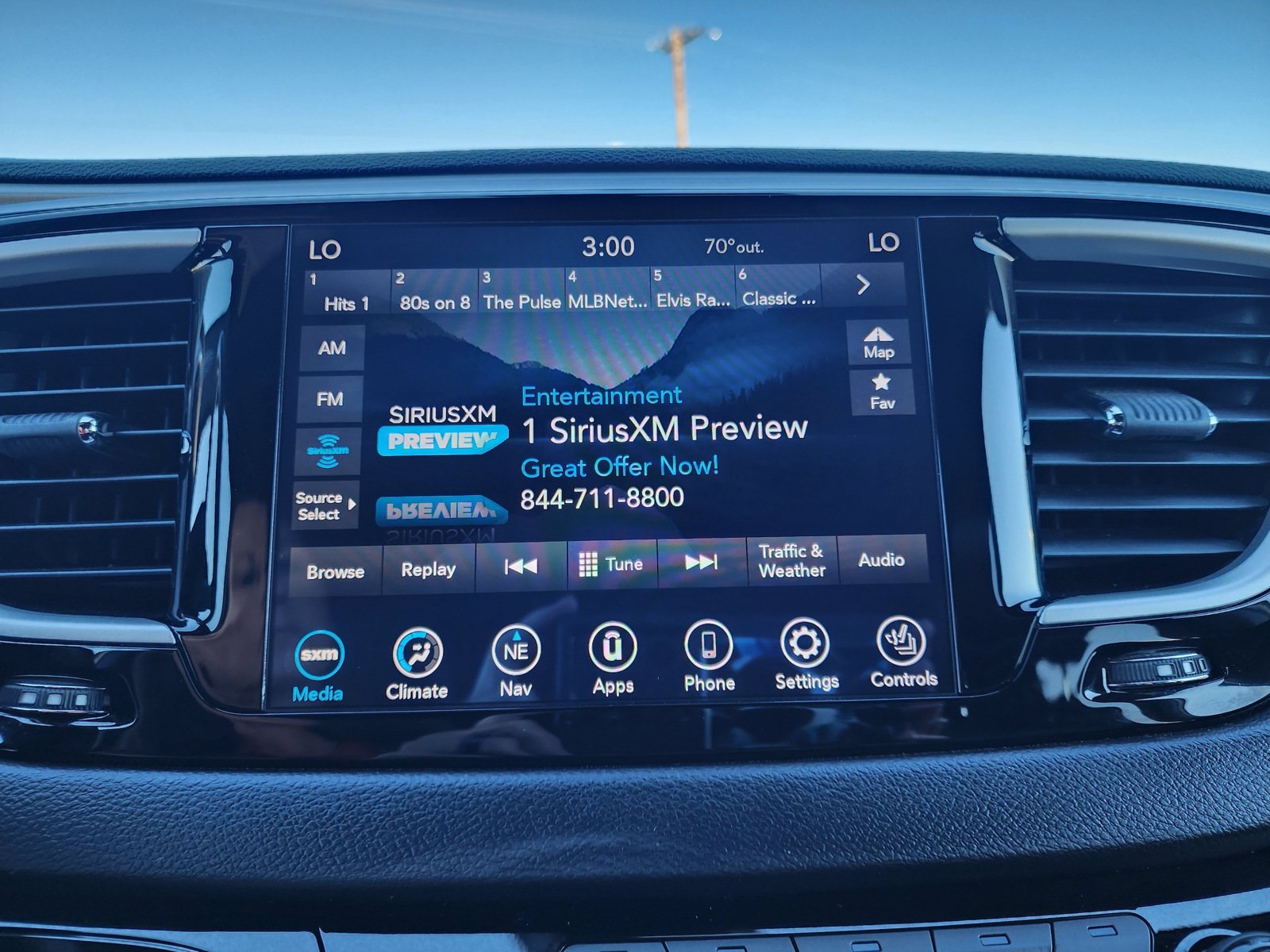 Used 2020 Chrysler Pacifica Touring-L AWD/4WD image 23