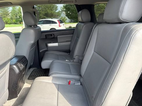 Used 2008 Toyota Sequoia SR5 w/ Leather Seat Pkg AWD/4WD image 13