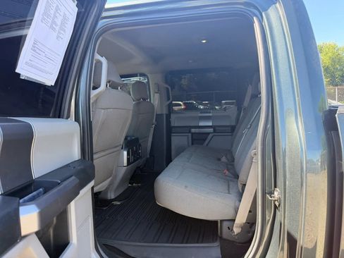 Used 2018 Ford F150 XLT w/ Equipment Group 302A Luxury AWD/4WD image 32