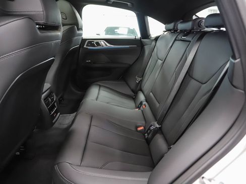 Certified 2025 BMW i4 xDrive40i w/ Premium Package image 21