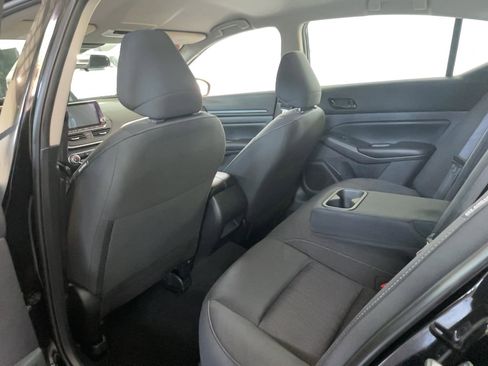 Used 2025 Nissan Altima 2.5 S FWD image 17