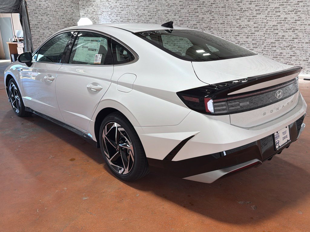 New 2027 Hyundai Sonata SEL FWD image 5