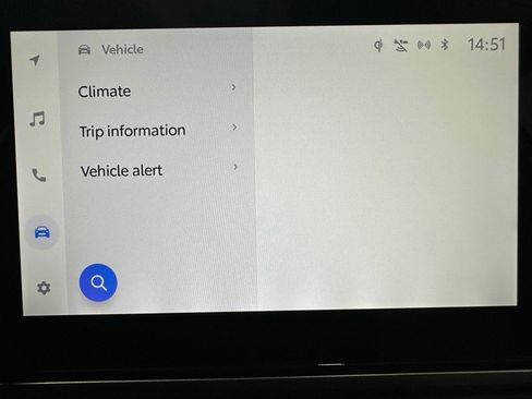 Used 2025 Toyota Camry LE image 30