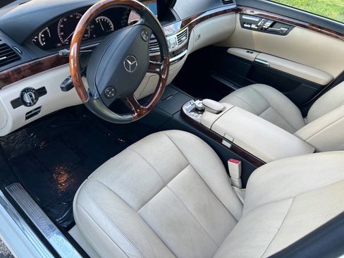 Used 2009 Mercedes-Benz S 550 4MATIC image 34