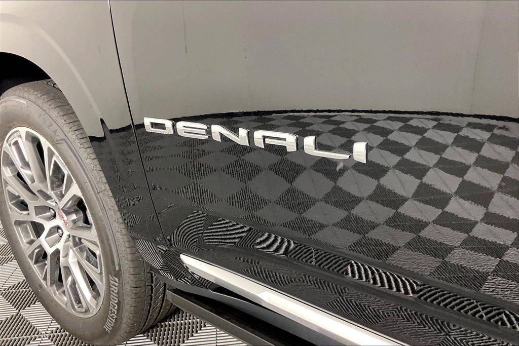 New 2027 GMC Yukon Denali w/ Denali Reserve Package AWD/4WD image 10