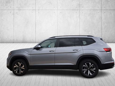 New 2026 Volkswagen Atlas SE FWD image 8