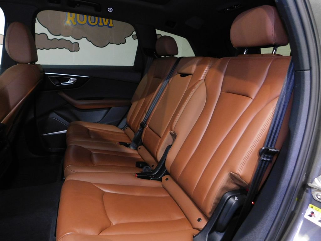Used 2021 Audi Q7 3.0T Premium Plus w/ Premium Plus Package AWD/4WD image 73