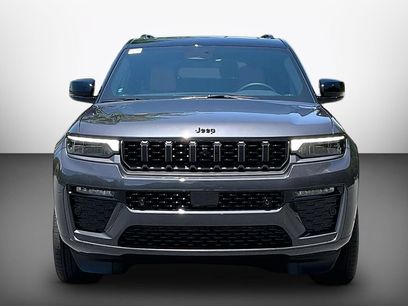 New 2026 Jeep Grand Cherokee L Summit w/ Obsidian Package