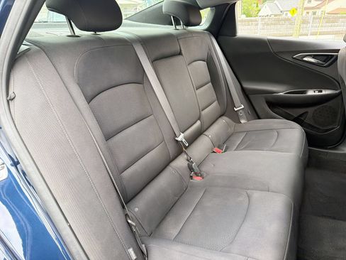 Used 2020 Chevrolet Malibu LT FWD image 23