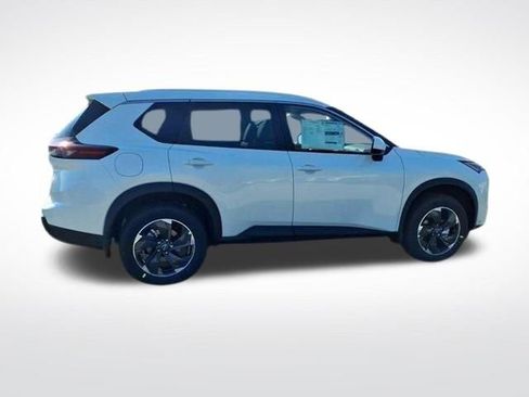 New 2026 Nissan Rogue SV w/ SV Premium Package image 8
