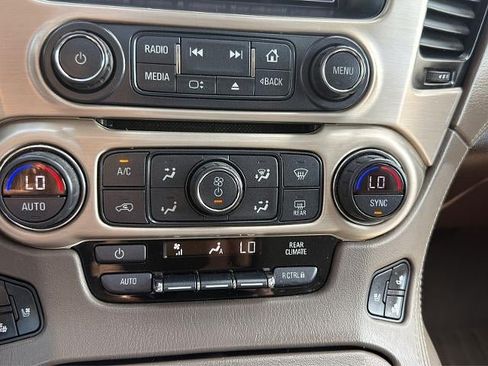 Used 2018 GMC Yukon Denali w/ Open Road Package AWD/4WD image 31