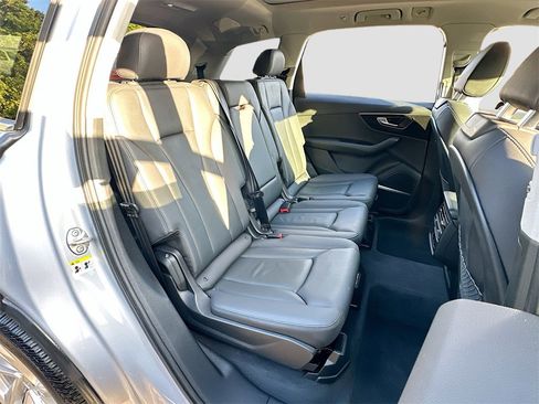 Used 2022 Audi Q7 3.0T Premium Plus w/ Premium Plus Package image 30