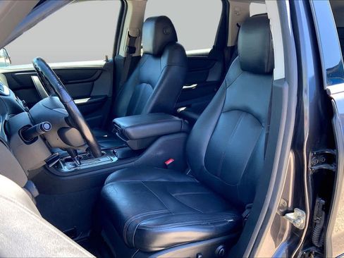Used 2016 Chevrolet Traverse LT FWD image 8