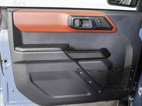 Used 2024 Ford Bronco Outer Banks image 24