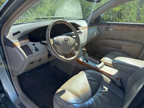 Used 2005 Toyota Avalon XLS FWD image 7