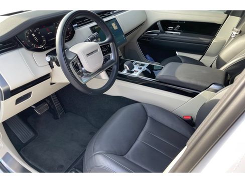 Used 2023 Land Rover Range Rover Long Wheelbase SE AWD/4WD image 9