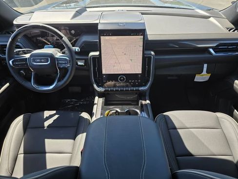 New 2026 GMC Yukon XL Elevation w/ Elevation Premium Package AWD/4WD image 21