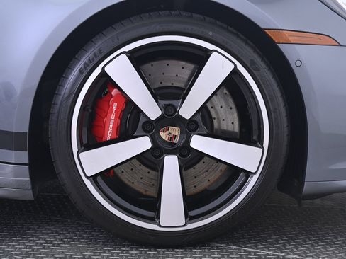 Certified 2026 Porsche 911 Targa 4S AWD/4WD image 18
