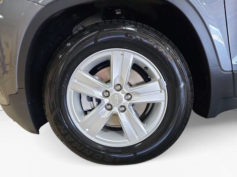 Used 2020 Chevrolet Trax LS w/ Tint and Cruise Package FWD image 22