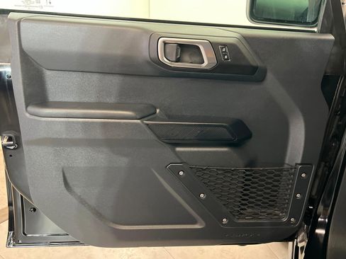 Used 2025 Ford Bronco Big Bend w/ Black Diamond Package AWD/4WD image 15