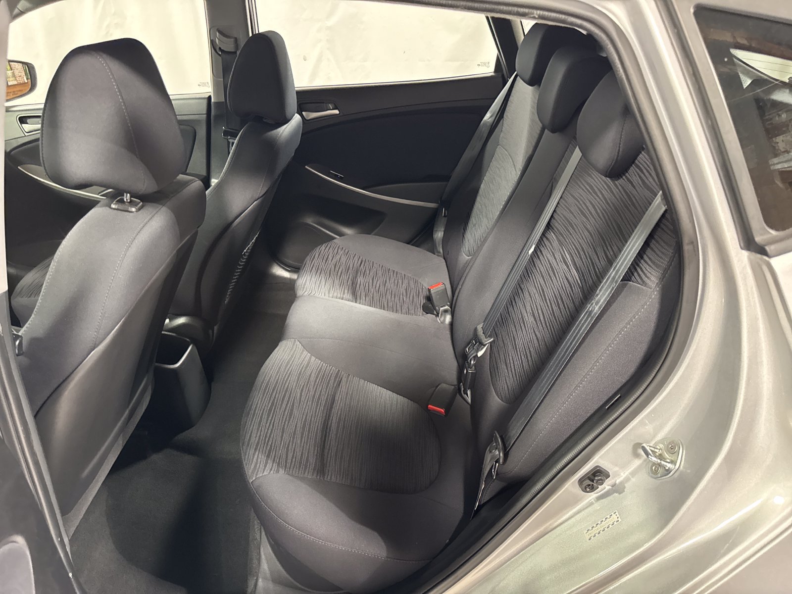 Used 2016 Hyundai Accent SE FWD image 5