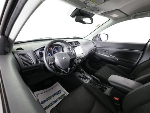 Used 2021 Mitsubishi Outlander Sport SE FWD image 10