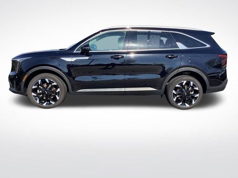 Used 2025 Kia Sorento EX AWD/4WD image 6