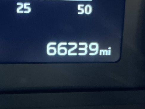 Used 2022 Kia Telluride EX w/ EX Premium Package image 18