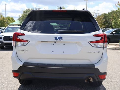 Used 2024 Subaru Forester Premium AWD/4WD image 8